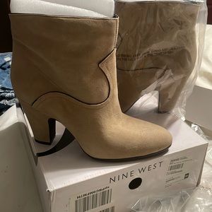 Nine West Quarrel Beige Suede Boots